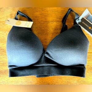 Minimalist Hands-Free Pumping & Nursing Bra | Black - Busty (E-I) / S